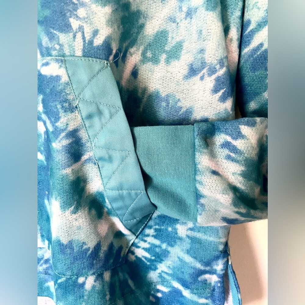 Simply Southern Pullover Sweatshirt in Teal/Blue/White Tie-Dye M - Picture 5 of 7